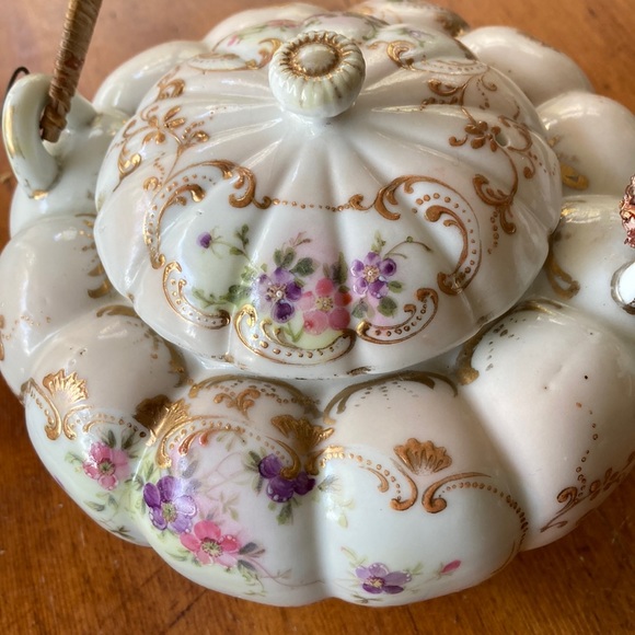 🎊🏆❤️ 2x HP HOMEAntique Japanese Nippon bone China teapot🍾🎉🎈 - Picture 2 of 5